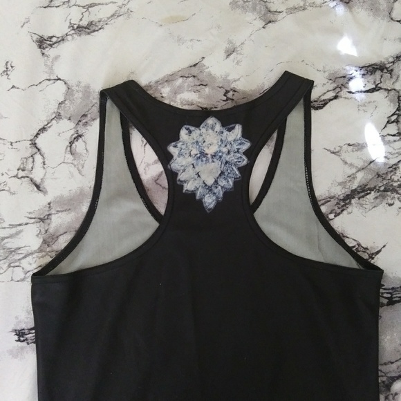 Diamond Skull Razorback Tank - Picture 2 of 3